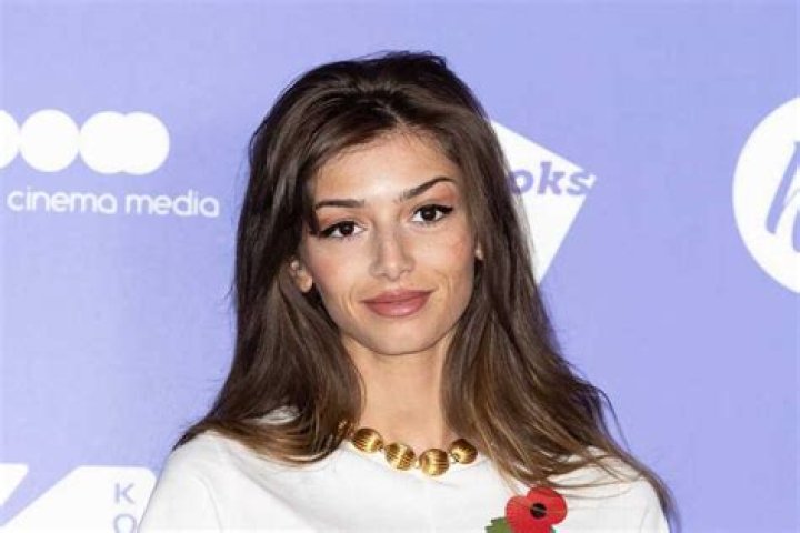 Actress: What Is Mimi Keene’s Ethnicity? Meet The ‘Sex Education’ Cast On Instagram