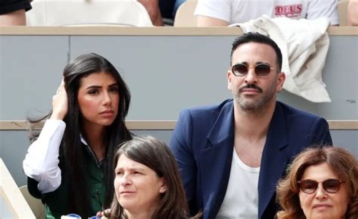 Adil Rami Age, Wiki, Biography, Wife, Children, Salary, Net Worth, Parents