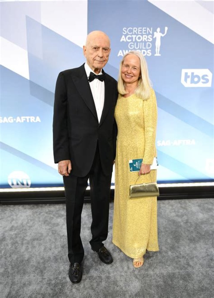Alan Arkin’s Net Worth, Age, Height, Weight, Wife, Kids, Bio-Wiki