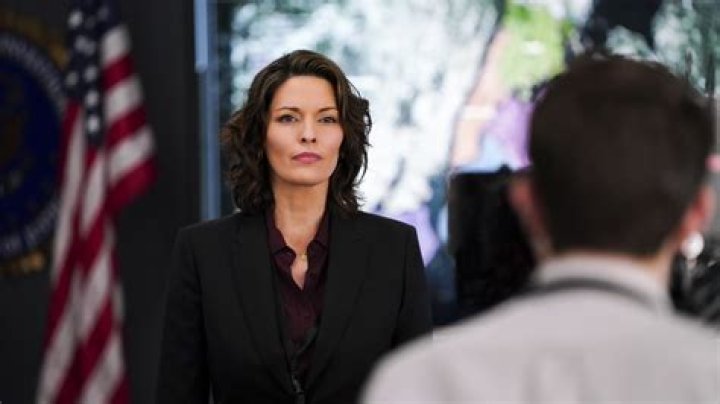 Alana De La Garza Net Worth, Income, Salary, Earnings, Biography
