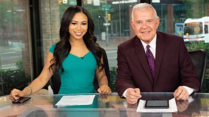 Alex Holley Bio, Wiki, Age, Family, Husband, Height, Fox 29 and Salary.