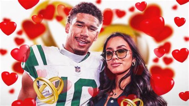 Allen Lazard Girlfriend Kourtney Leigh Camy Played Soccer At Iowa State University