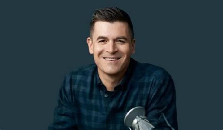 Andrew Yang Bio, Age, Education, Wife, Net Worth, End of Campaign