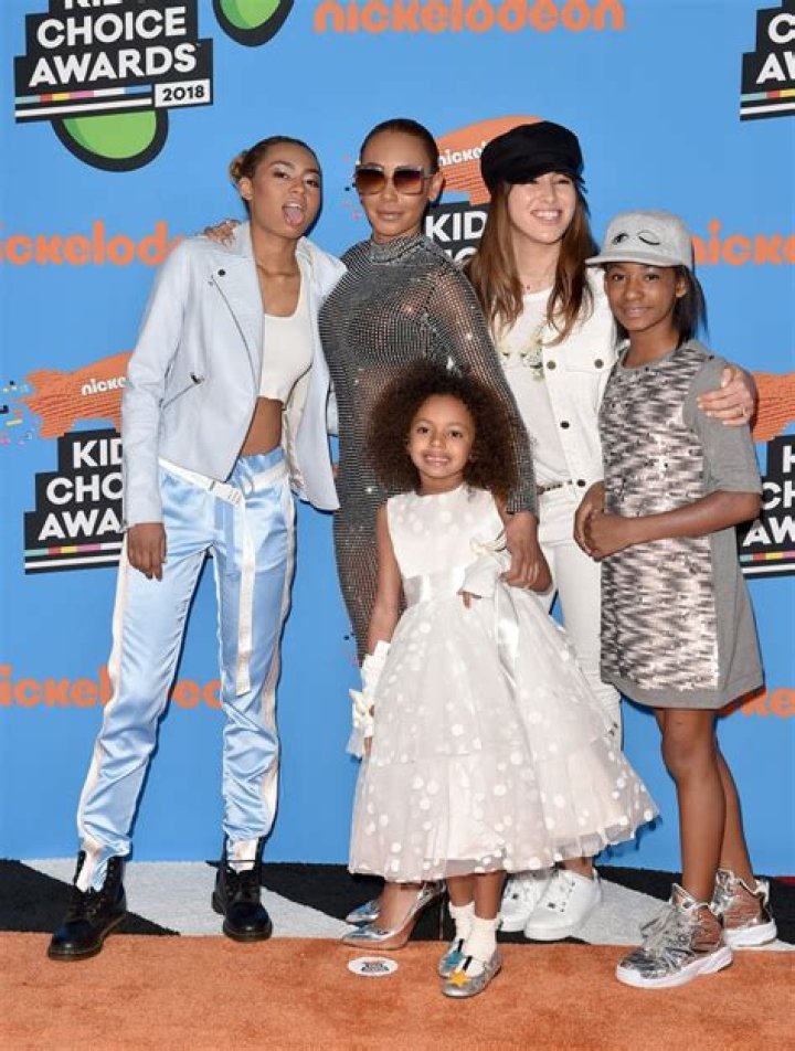 Angel Iris Murphy Brown Wiki, Biography , Age, Father, Family, Siblings, Net Worth