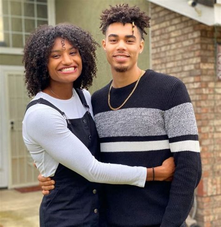 Anna Cockrell Parents Height: How Tall Is She?