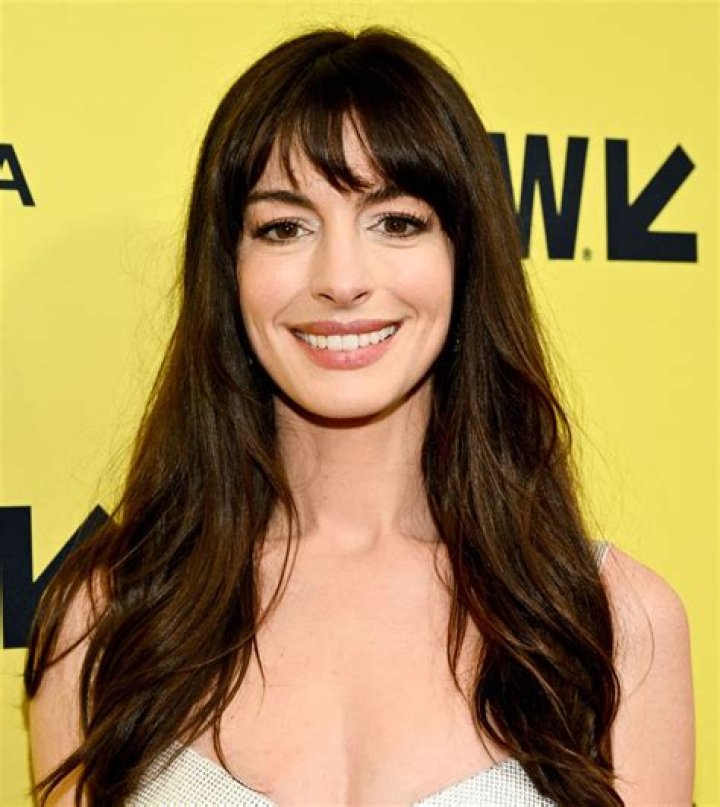 Anne Hathaway’s Net Worth, Biography, Career, Awards, Fact and Life Story
