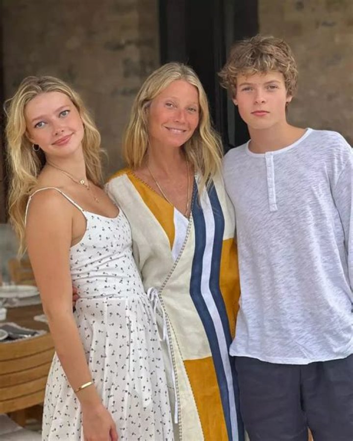 Apple Martin- All About The Daughter Of Gwyneth Paltrow And Chris Martin