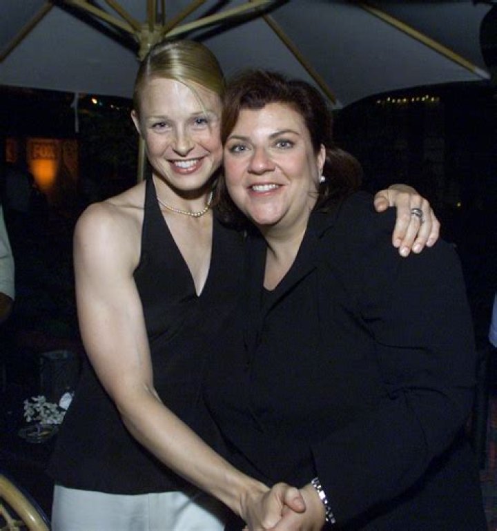 Arija Bareikis Bio, Wiki, Age, Height, Husband, Law and Order, and Net Worth