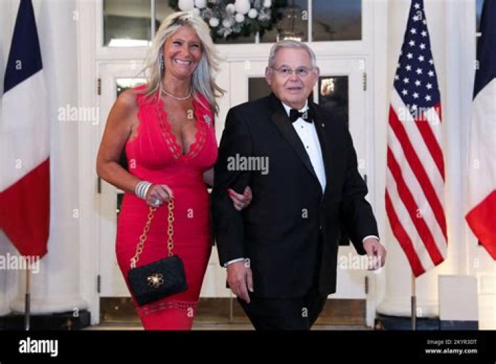 Attorney Leo Terrell Has Never Revealed His Wife Pics In Public, Fans Believes