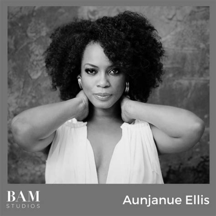 Aunjanue Ellis Weight Gain: Is She Pregnant? Confusion Explained