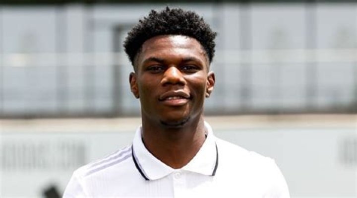 Aurelien Tchouameni Height, Weight, Net Worth, Age, Birthday, Wikipedia, Who, Nationality, Biography
