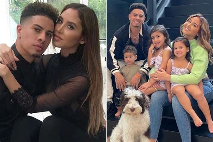 Austin McBroom Biography, Age, Net Worth, Wife, Children, YouTube, Instagram