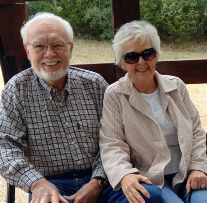 Bar Beach Port Washington: Ned Dubofsky Death And Obituary