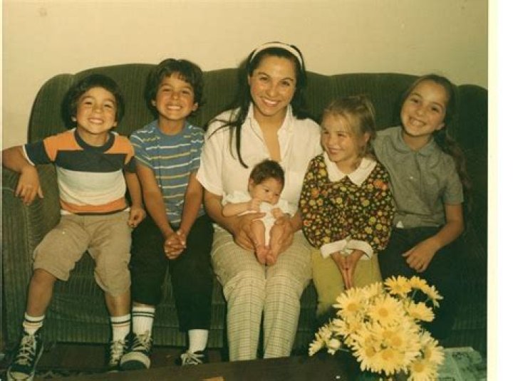Benjamin Bratt Parents: Meet Eldy Banda, Peter Bratt, Sr.