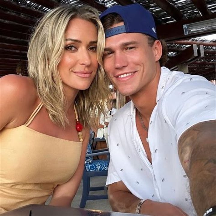 Beth Riesgraf Estate, Personal Life, Career, Boyfriend, Biography