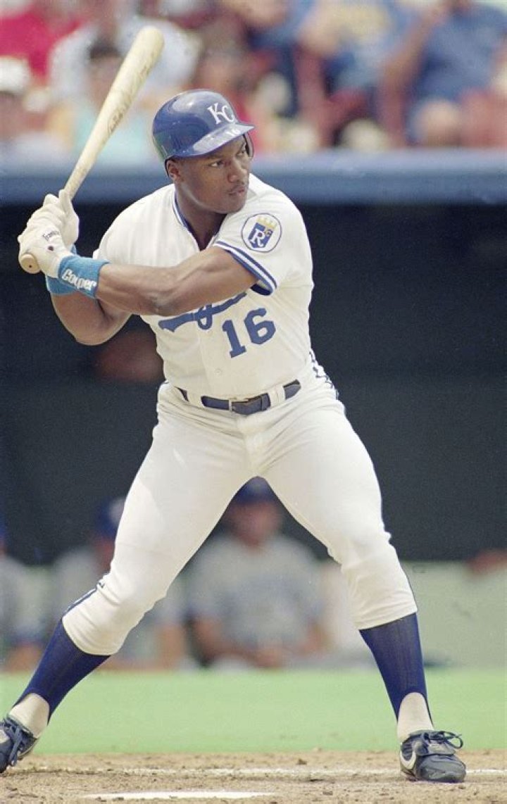 Bo Jackson Height, Weight, Net Worth, Age, Birthday, Wikipedia, Who, Instagram, Biography