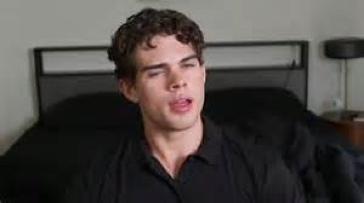 Braden Holtby Age, Wiki, Biography, Wife, Children, Salary, Net Worth, Parents