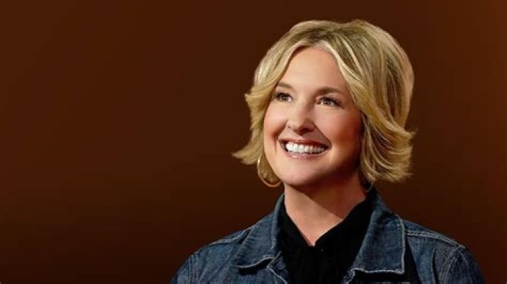Brené Brown Biography, Age, Family, Husband, Ted Talk, Netflix, and Net Worth