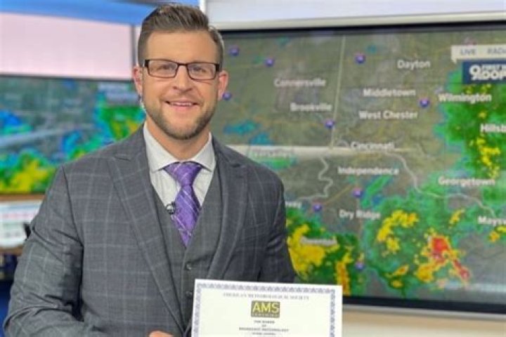 Brian Fitzgerald Bio, Wiki, Age, Wife, News 12, Meteorologist, Salary, and Net Worth