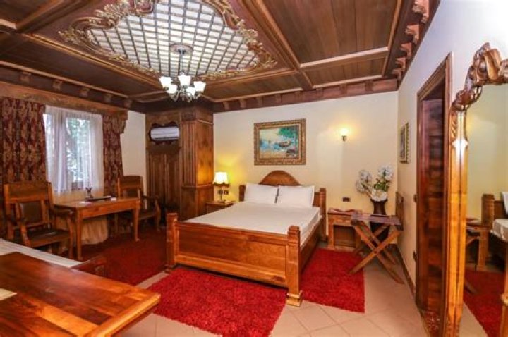 Brilant Antik Hotel, Tirana, Albania