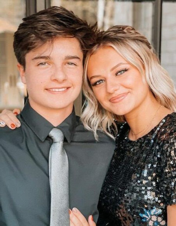 Brock Mikesell Biography, Wiki, Age, Parents, Siblings, Kesley LeRoy, Instagram and Net Worth.