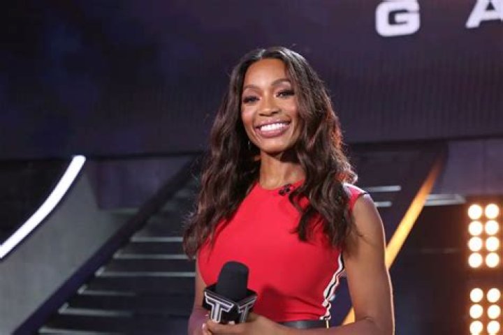 Cari Champion Biography; Net Worth, Age, Height, Husband And Parents