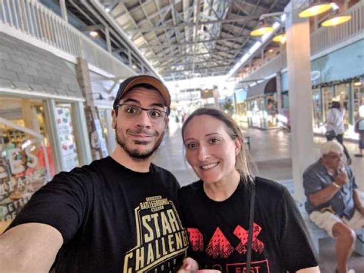 Chilledchaos Wife Jess Age And Net Worth – Twitch Star Real Name