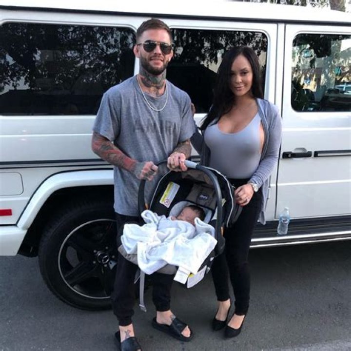 Cody Garbrandt Wife Danny Pimsanguan Is A Model: Meet Her On Instagram