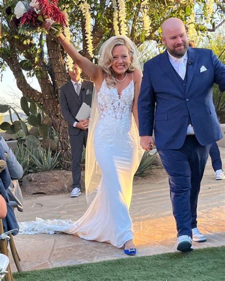 Colt Knost Bio, Wiki, Age, Wife, Salary, CBS, Retire, Football, House, and Net Worth