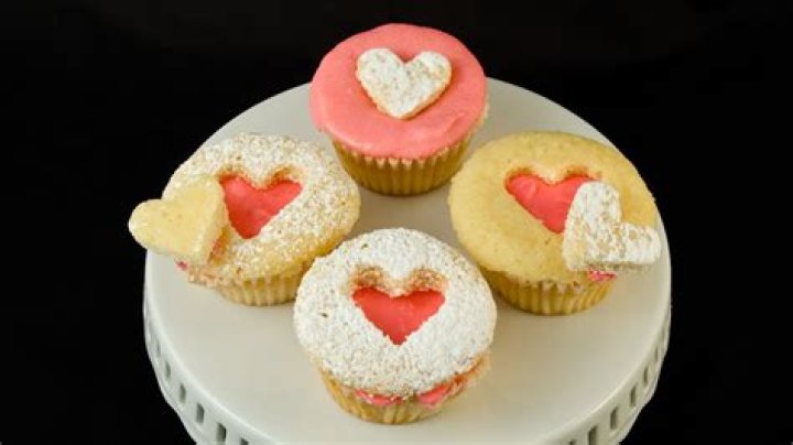 Cookies Cupcakes and Cardio Biography And Net Worth