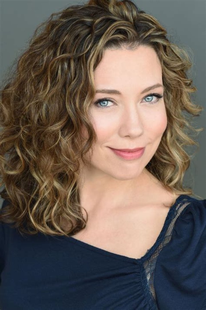 Cynthia Evans Age, Wiki, Biography, Height, Partner, Instagram