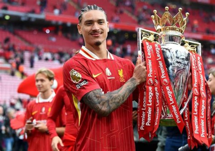 Darwin Núñez Transfer News, Net Worth, Position, Age, Height, Team