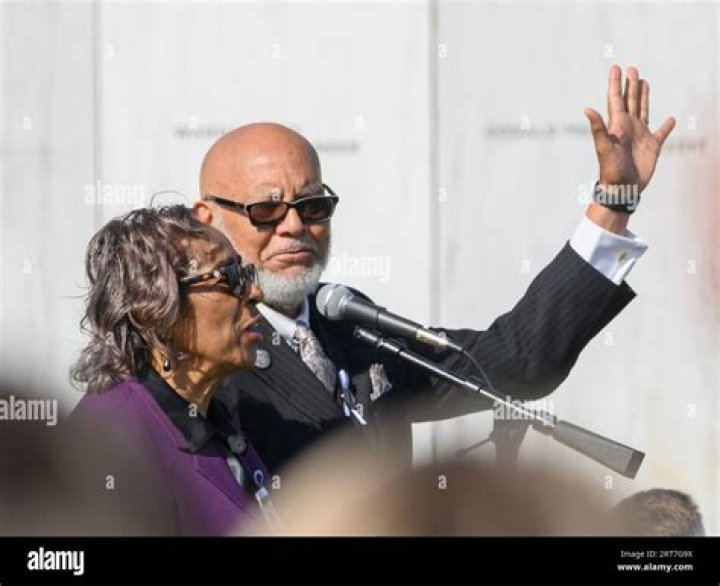 Dateline: Ceecee Lyles Wikipedia – Flight Attendant Leaves Voicemail For Husband and Children