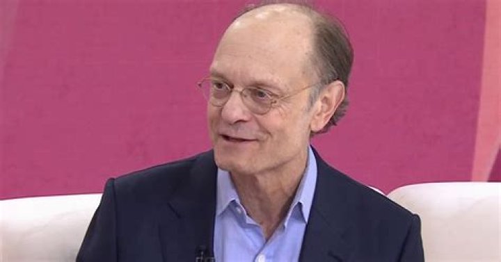 David Hyde Pierce’s biography, fact, career, awards, net worth & life story