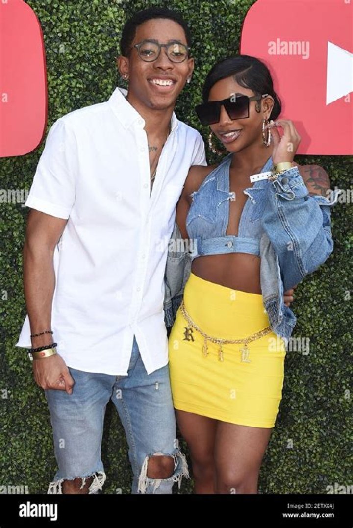De’arra & Ken 4 Life Net Worth, Age, Wiki, Biography, Children, Married Life, Height