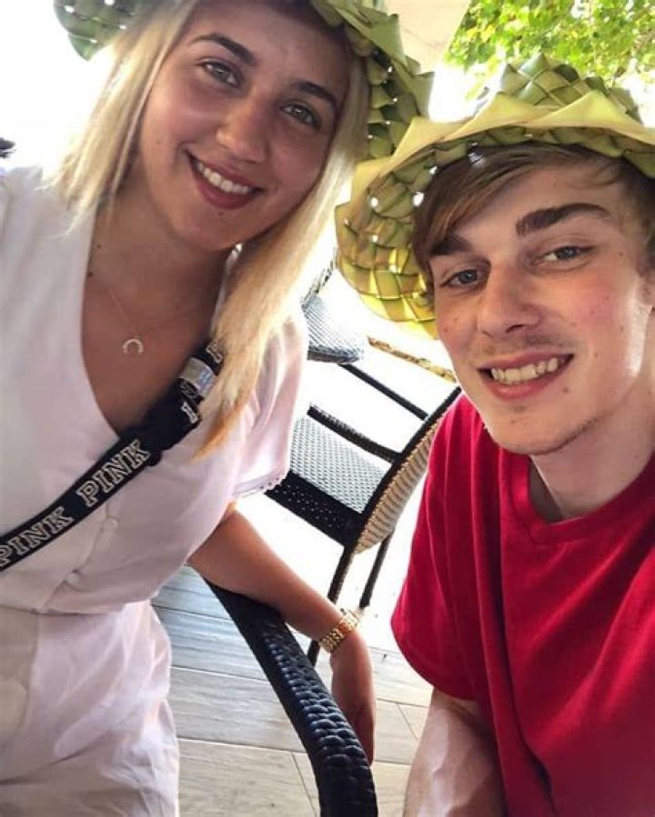 Did logan and chilly break up