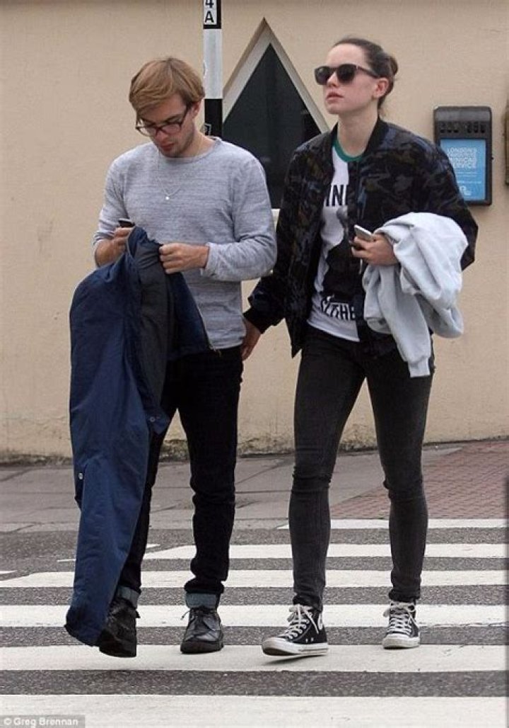 Does Daisy Ridley Have A Boyfriend and Why Do People Think She Is Gay?