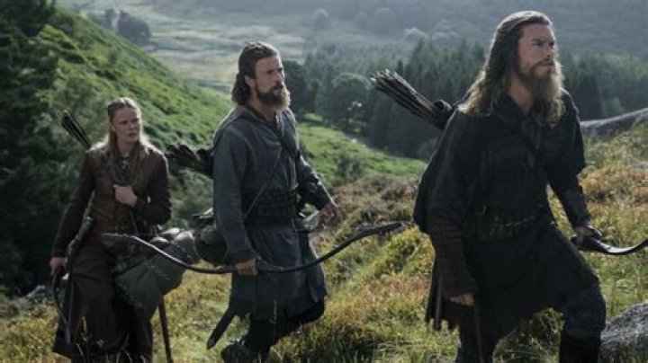 Does Viking’s Sam Corlett Have A Girlfriend? Fans Wonder About His Relationship History & Personal Information