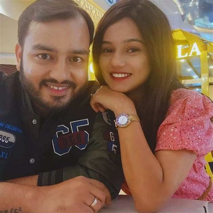 Dolphin Dubey Height, Weight, Net Worth, Age, Birthday, Wikipedia, Who, Nationality, Biography