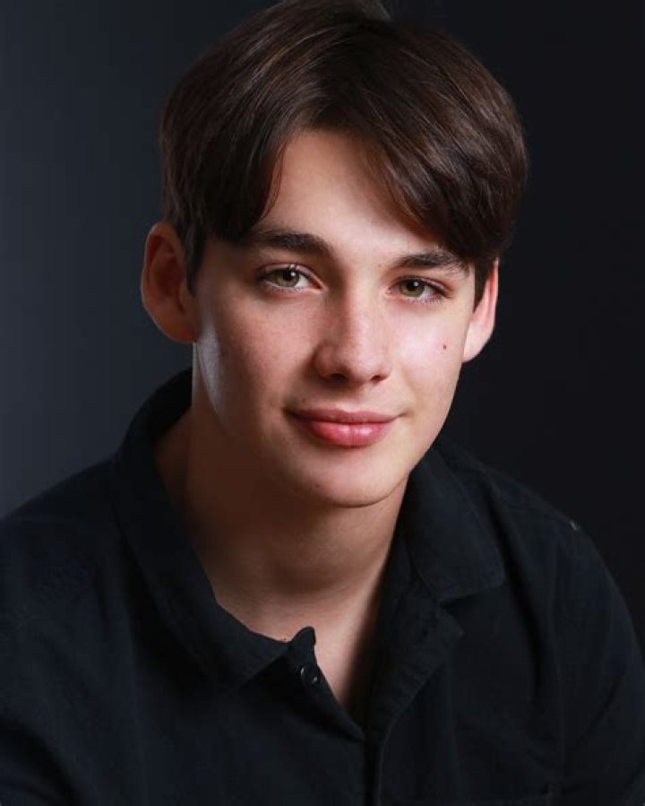 Dylan Kingwell Height, Weight, Net Worth, Age, Birthday, Wikipedia, Who, Nationality, Biography