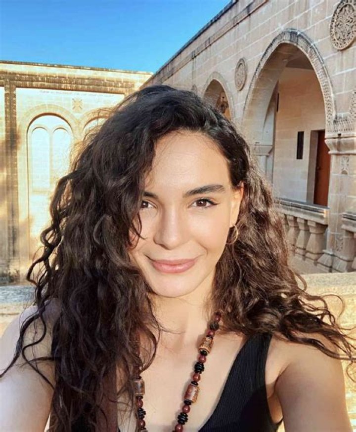 Ebru Sahin