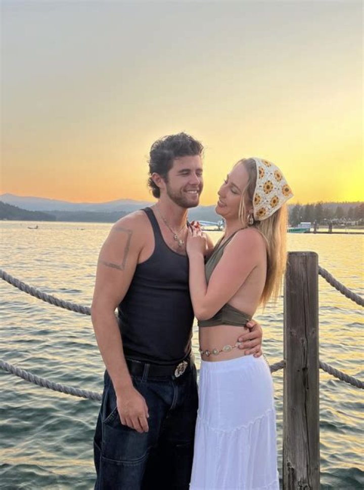 Eden Mccoy Boyfriend José San Martín Loves Travelling