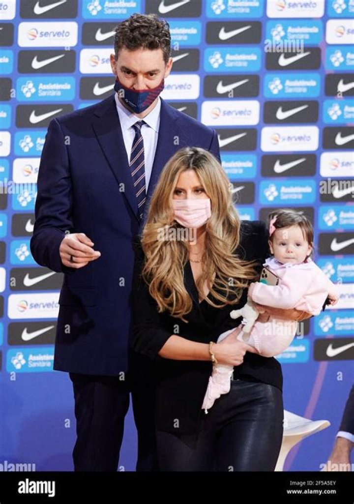 Elisabet Gianna Gasol: Pau Gasol Newborn Wikipedia, Biography, Daughter, Siblings