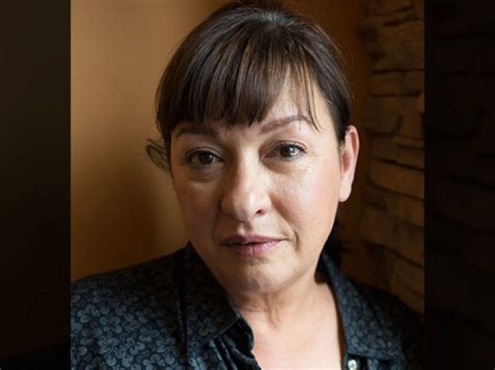 Elizabeth Peña’s net worth, biography, fact, career, awards and life story