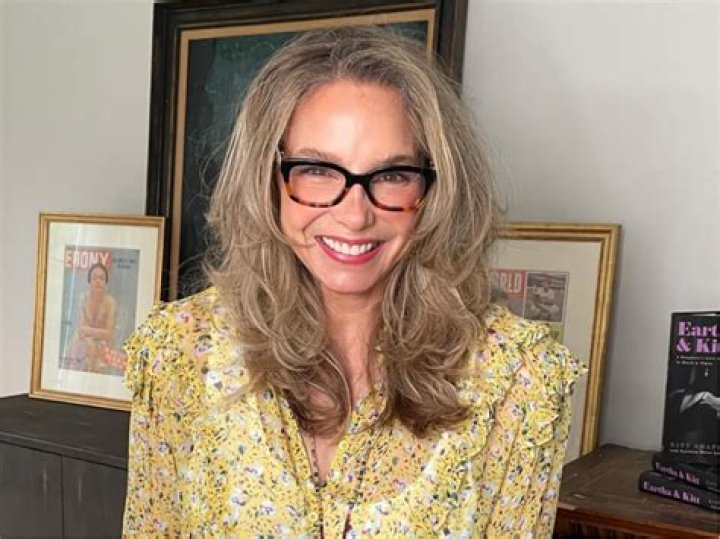 Elizabeth Vianna’s biography, net worth, fact, career, awards and life story