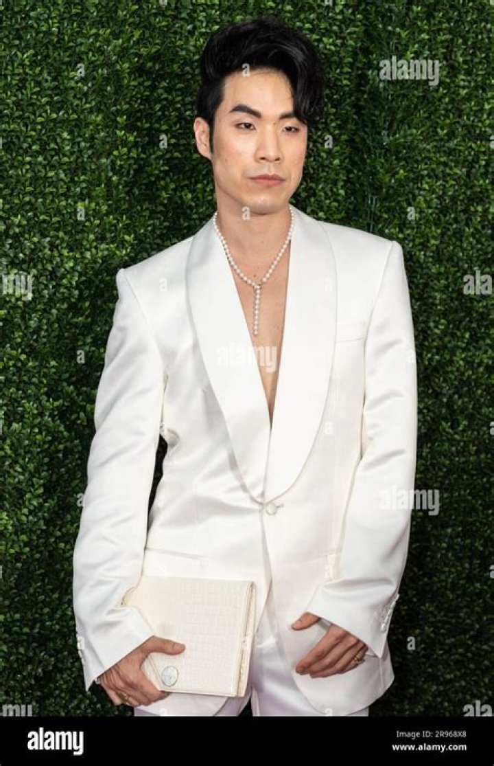 Eugene Lee Yang Boyfriend Matt Mclain 2019: Age, Wiki, Bio (Gay, Sexuality) Facts