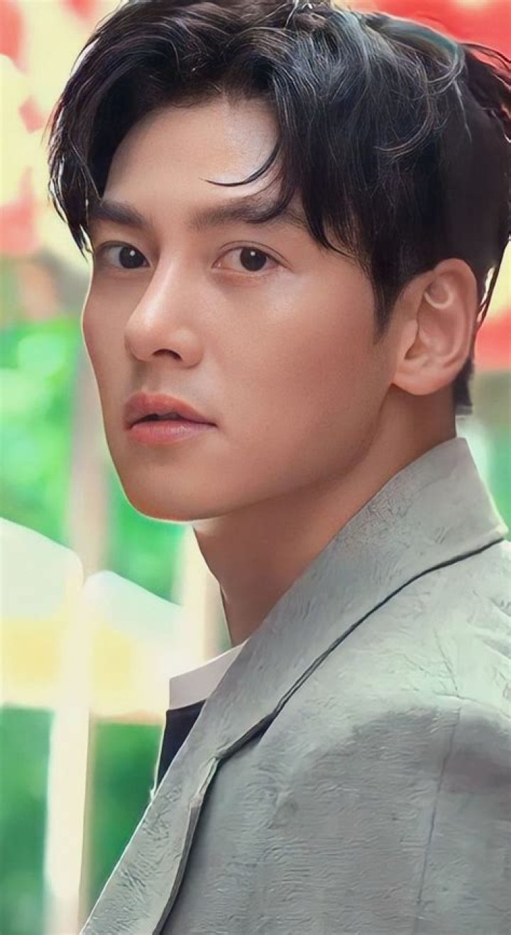 Evan Ghang Age, wiki, Biography, Height, Weight, Net Worth