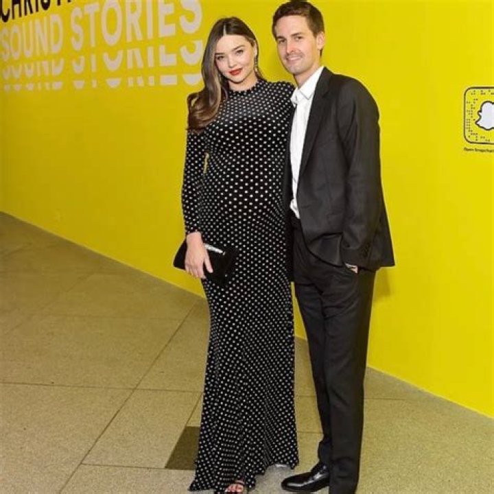Evan Spiegel Bio, Wiki, Age, Height, Family, Wife, Miranda Kerr, Net Worth, Snapchat, Quotes, and House