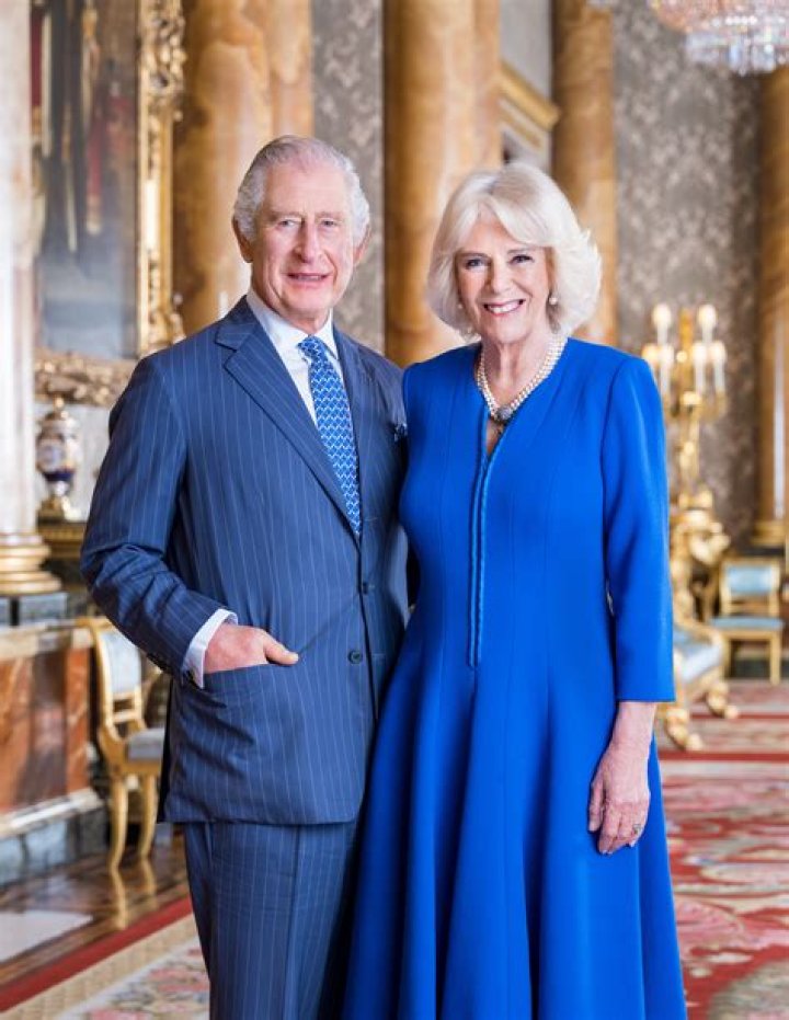 Garrain Jones Net Worth Wife: How Rich Is The Author?