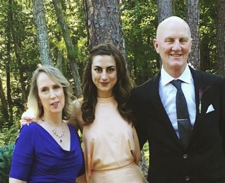 George Hill Age, Wiki, Biography, Family, Body Measurement, Salary, Net worth, Parents